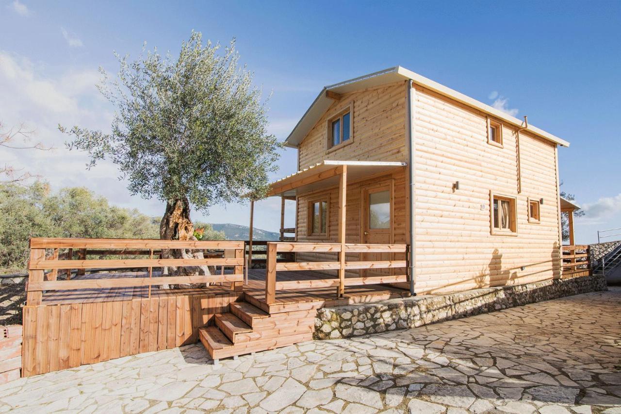 Romantic Tree House Kato Pavliana Exteriér fotografie