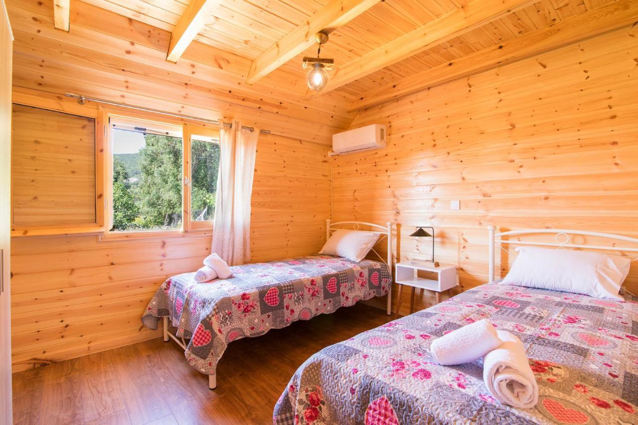 Romantic Tree House Kato Pavliana Exteriér fotografie